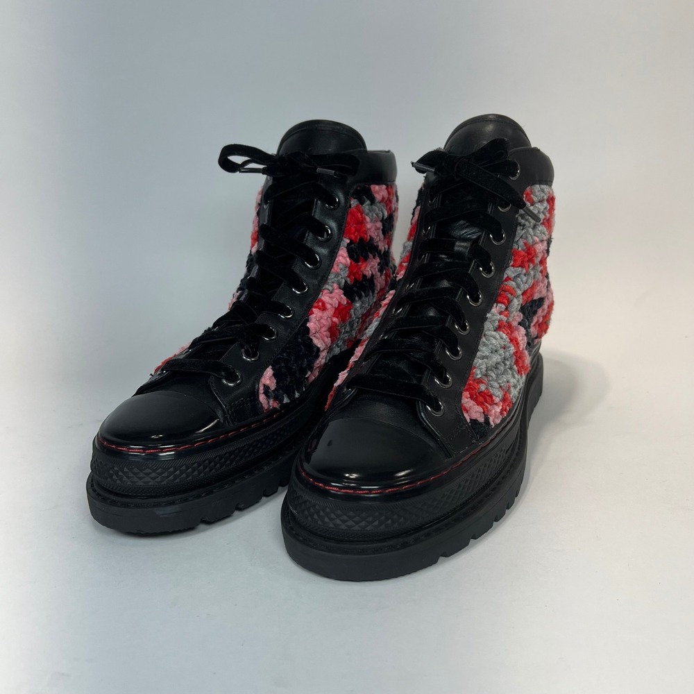 Krojay Onyx Crochet Combat Boots, Black Leather Red Pink High Top Size 10